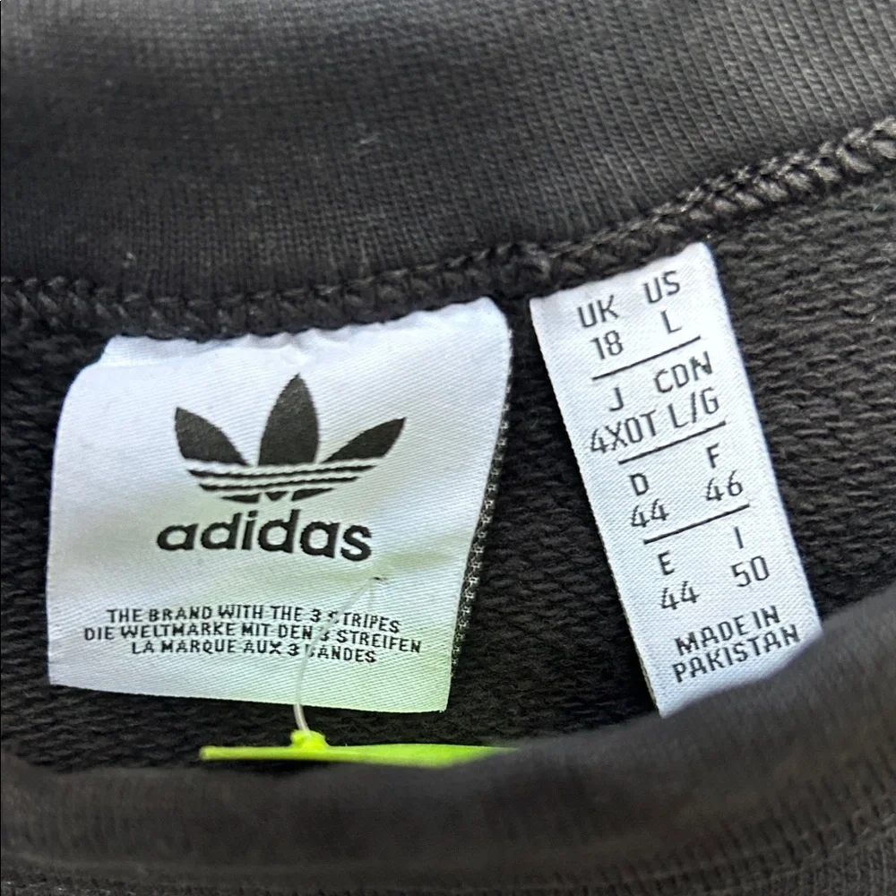 adidas Black Crewneck Sweater ! Large